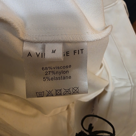 NWT A VINTAGE FIT Capri White Size M - Picture 8 of 12